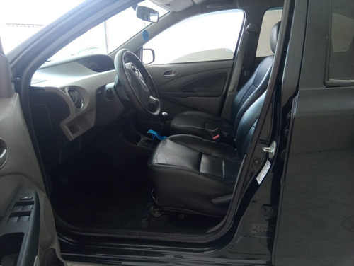 Toyota Etios Hatch 1. 5 Xls 16v Flex 2013 Manual Top Linha