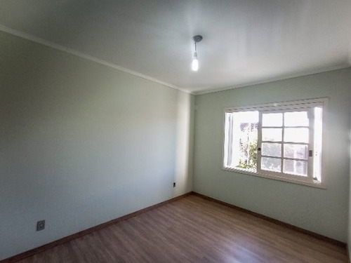 Casa Em Espirito Santo Com 4 Dormitórios - Mi13574