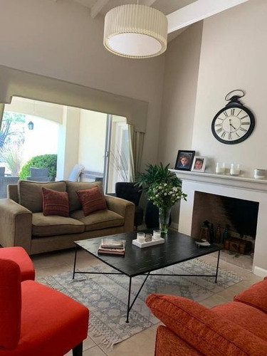 Venta Casa Pilar Del Este Los Jazmines, Muy Linda Casa En Lote Central Con Vista Al Parque, Una Planta