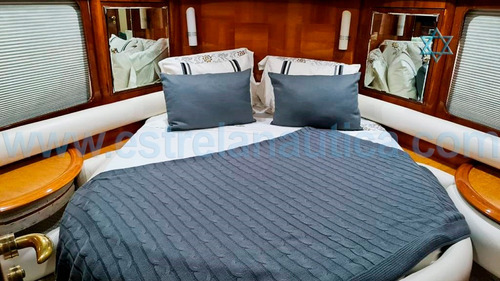 Imagem 3 de 3 de Lancha Intermarine 580 Iate Ferretti Phantom Triton Focker