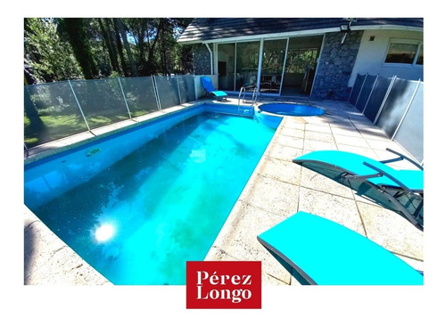 Imagen 25 de 28 de Chalet 5 Amb Con Piscina, Quincho Y Garage En Carilo