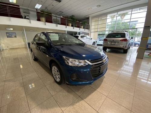 Imagen 4 de 15 de Chevrolet Onix 2021 1.0 Ls Mt