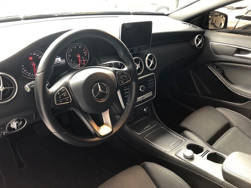 Mercedes-benz A200 1.6 Turbo 16v Flex 4p Automático 2016