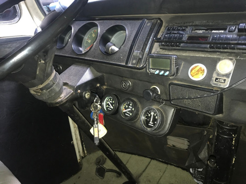 Imagen 12 de 15 de Combi Volskwagen 81 Brasil Funcionando Blanca