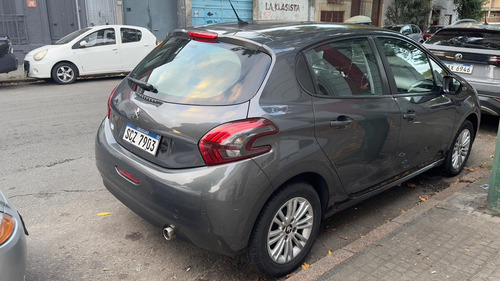 Peugeot 208 1.6 Allure
