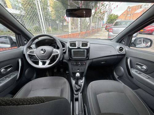Renault Logan Life + 2025