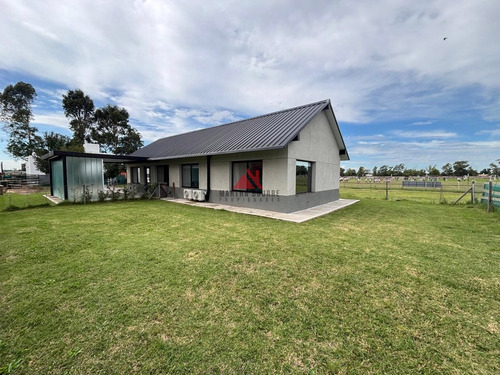 Casa En Venta En Santo Tomas, Pilar, G.b.a. Zona Norte