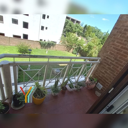 Imagen 7 de 11 de Departamento De Dos Dormitorios Con Cochera En Subsuelo