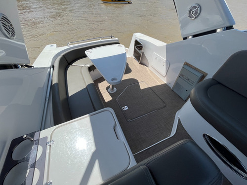 Crucero Klase A 34 Con Volvo 300 Hp Dp Año 2017 Grupo Aacc