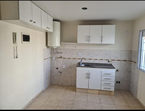 Ph En Venta - 9 Dormitorios 6 Baños - Cochera - 700mts2 - Garin, Escobar