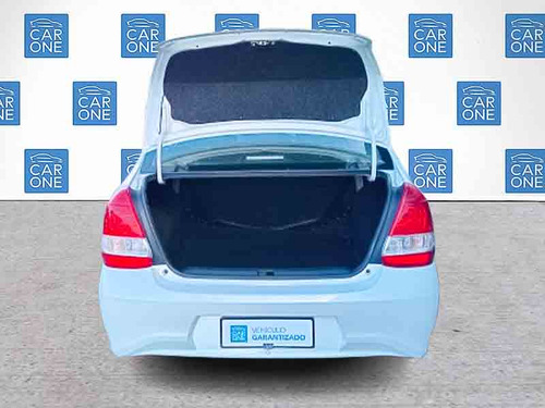 Toyota Etios 1.5 X MT6 4P