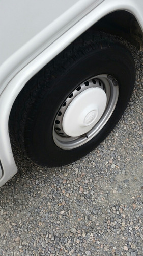 Volkswagen Kombi 1.6 Ano 2005 Furgão