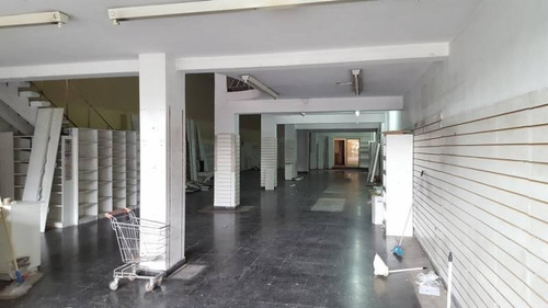 Imagen 3 de 8 de Hotel A La Venta En Once. 17 Habitaciones. Con Local En Planta Baja Y Ep.