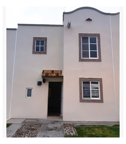 Casa En Venta En Queretaro