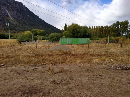 Terreno En El Hoyo. Cercano A Rio Epuyen