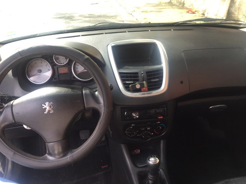 Peugoet 207 Xr Sport 1.4 2011 4 Portas Completão