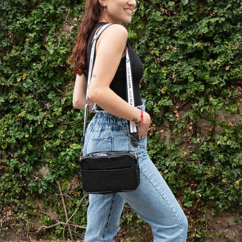 Imagen 2 de 10 de Bandolera Mini Bag Cartera De Mujer Ecologica Impermeable