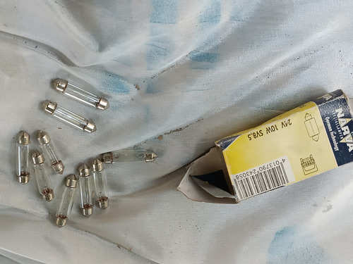 Foco Universal 24v 10w Sv8,5 (Usado)