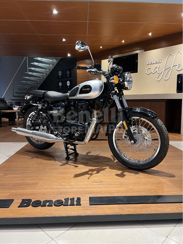 Imagen 10 de 15 de Benelli Imperiale 400