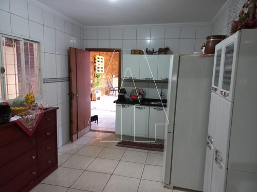 Imagem 2 de 9 de Casas - Ref: V79832