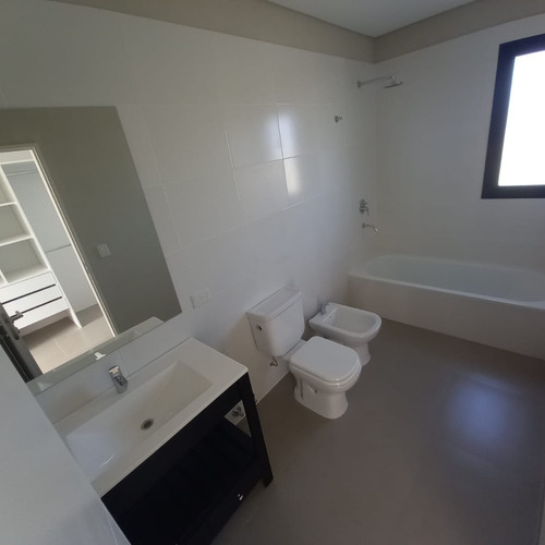 Imagen 11 de 14 de Alquiler - Casa 4 Amb C/ Parque - Manzanares