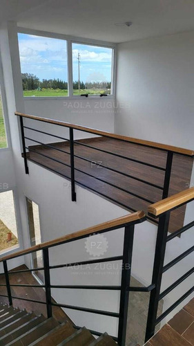 Casa Dúplex En Venta En Dolores, Costa Atlántica, Buenos Aires
