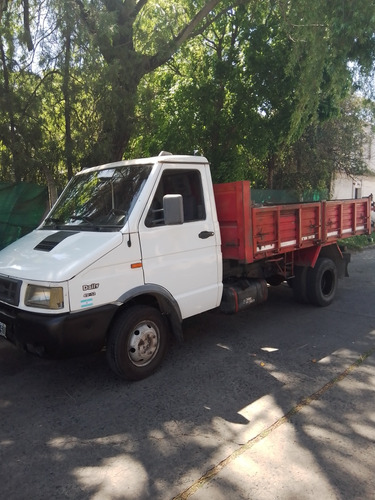 Camion Volcador Iveco Daily 49.12