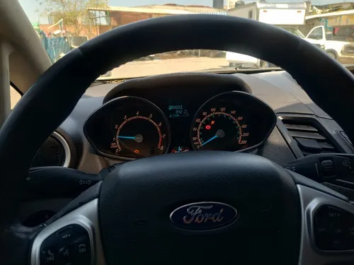 Ford Fiesta 1.6 Se Sedan At