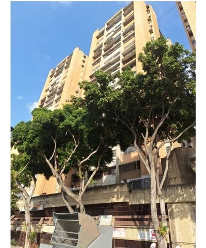 Se Vende Apartamento 85m2. Plaza Concordia.