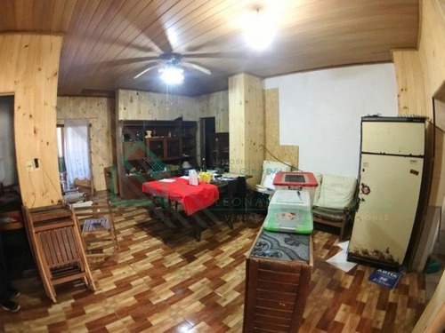 Imagen 4 de 18 de Juan Lacaze - Casa Con Locales Comerciales- Ref: 1159