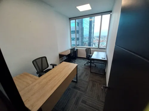 Ofc Amoblada Santa Ana 184m2