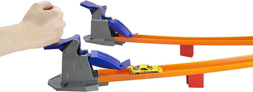 Hot Wheels Super Speed Blastway Track Set, 1 Hot Wheels C...