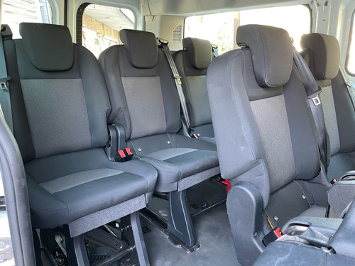 Ford Transit 2.2 Pasajeros Larga Techo Alto Custom Mt