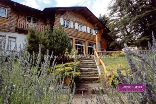 Imagen 3 de 13 de Hotel Con Costa De Lago Nahuel Huapi - Villa La Angostura