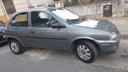 Imagen 3 de 6 de Chevrolet Corsa Classic 2005 1.6 Gl
