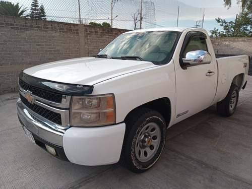 Imagen 1 de 13 de Chevrolet Silverado 2013 4.3 1500 Cab Reg V6/ Man At