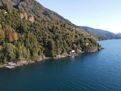 Casa Con Orilla De Lago En Rupanco