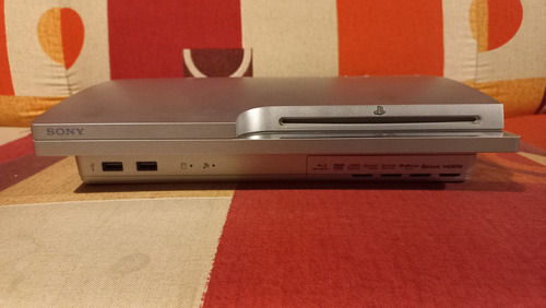 Consola Playstation 3 Slim Silver Edition 2 Juegos (no Sirve (Usado)