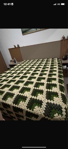 Colchas E Toalhas Em Crochê Artesanal