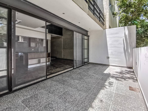 Imagen 10 de 30 de Casa En Venta. 3 Pisos 2 Recamaras. Residencial Arbolada, Cancún, Q.roo