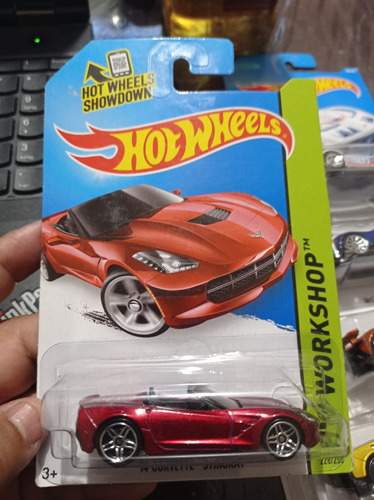 Hot Wheels 2014 14 Corvette Stingray Rojo  1