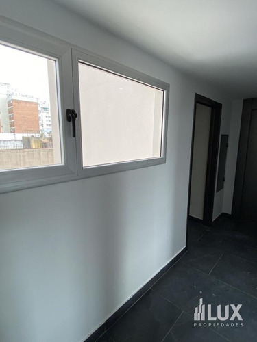 Imagen 24 de 30 de Venta Departamento 2 Dormitorios Piso Exclusivo Con Parrillero - Centro