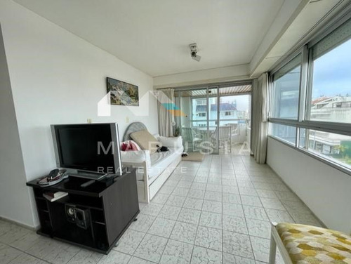 Departamento En Venta Ubicado En Península, Punta Del Este, Punta Del Este / Maldonado
