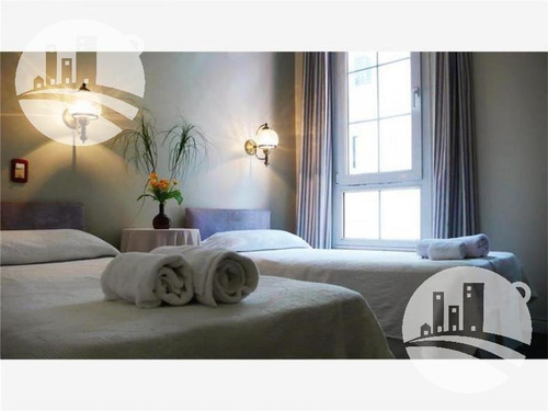 Hotel 25 Hab. 2*