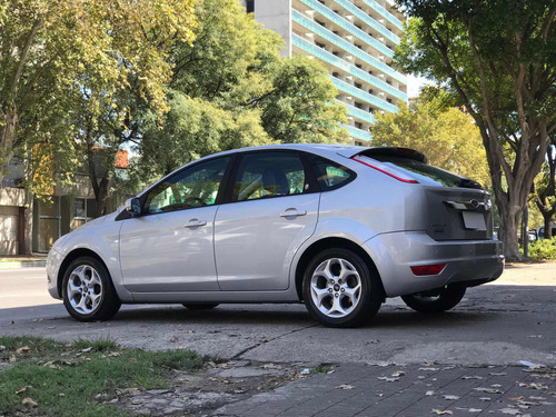 Ford Focus Ghia
