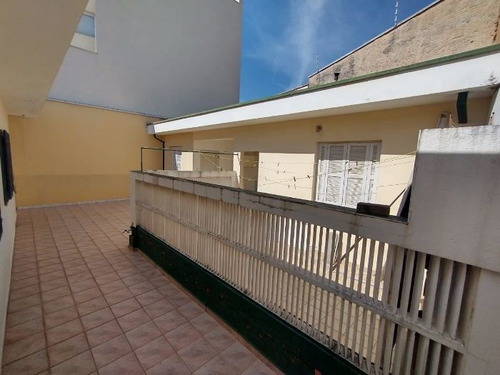 Casa À Venda Na Rua Alberto Cerqueira Lima, Taquaral, Campinas - Sp - Liv-11055