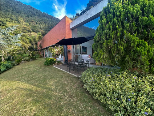 Casa Exclusiva En Venta En Parcelacion Sector Chacaltaya Las Palmas