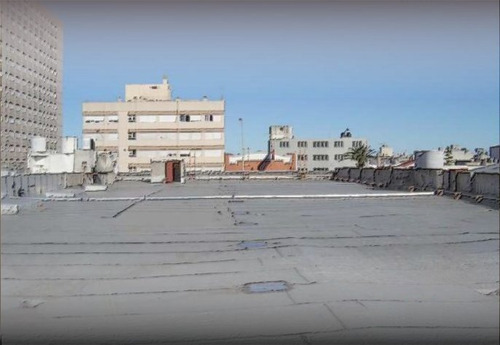 Imagen 7 de 7 de Importante Local En Alquiler Sobre Av. Independencia. Local. Galpón.