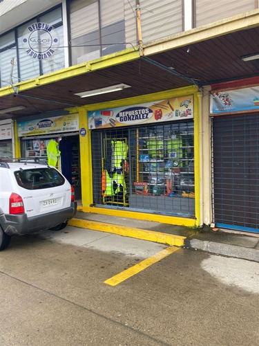 Local Comercial En Arriendo Ubicado En Un Stripc. Valdivia