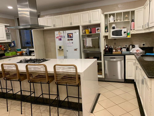 Departamento En Venta 3 Dormitorios Con Dependencia De Servicio